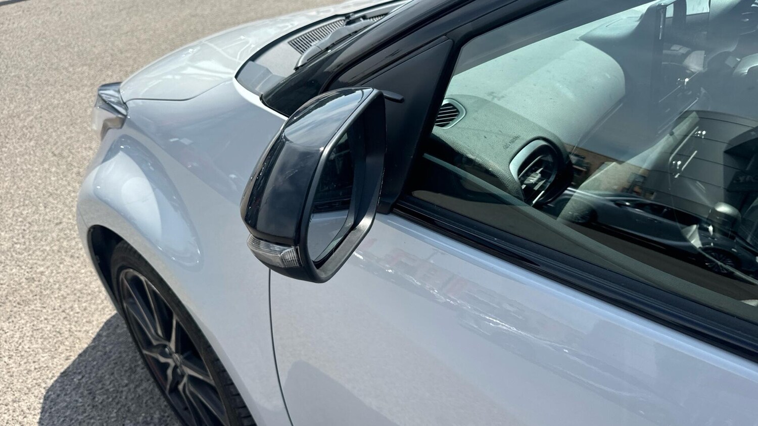 Used Toyota Yaris 2024 for sale - 77060286: Photo 39