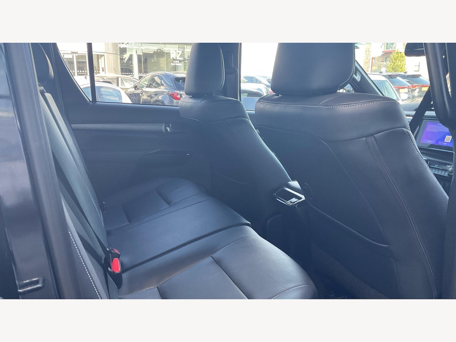 Used Toyota Hilux 2025 for sale - 76472190: Photo 14