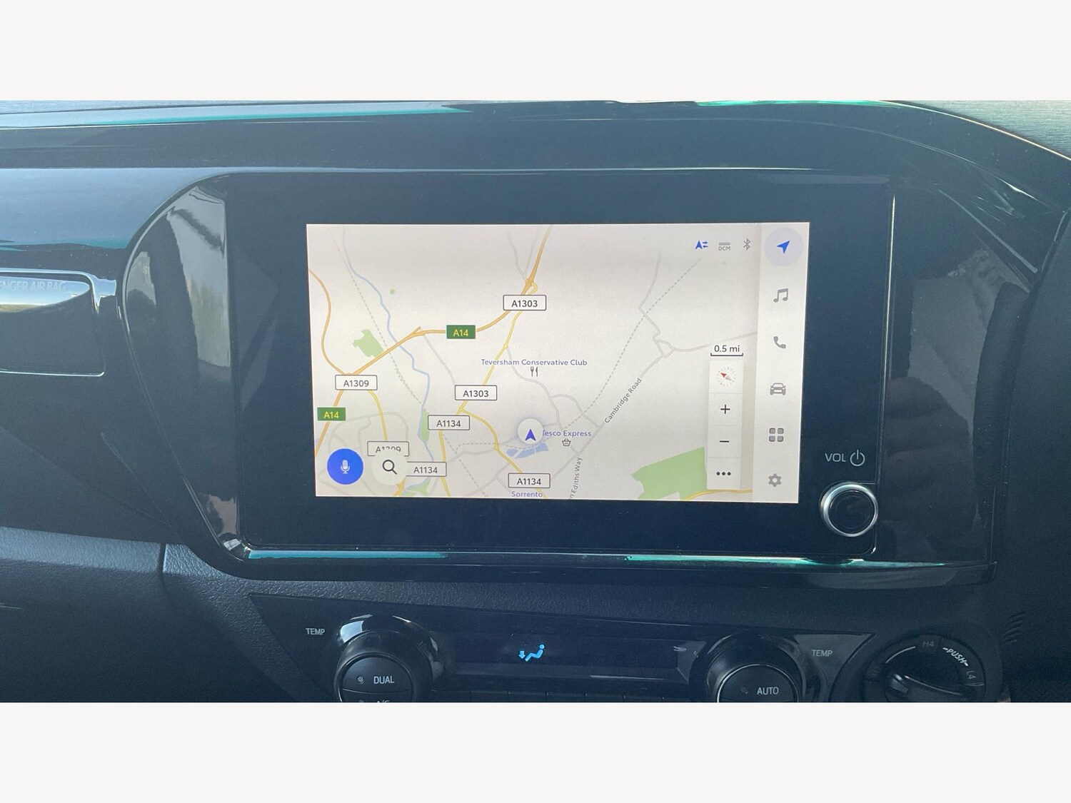 Used Toyota Hilux 2025 for sale - 76472190: Photo 9