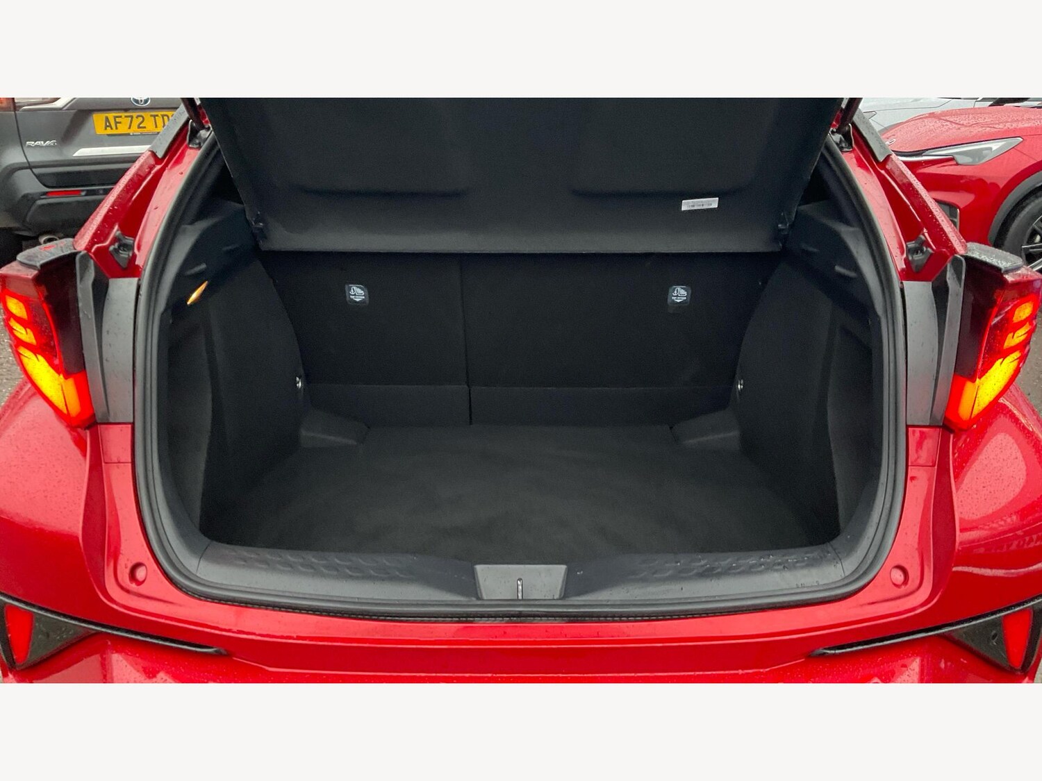 Used Toyota C-HR for sale - 77229341: Photo 16