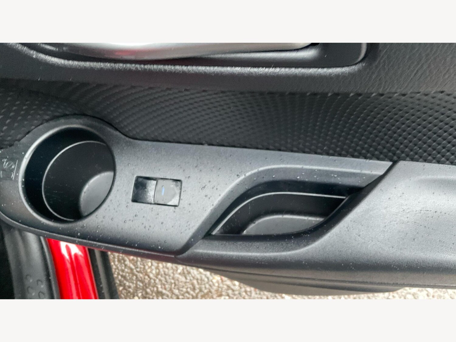 Used Toyota C-HR for sale - 77229341: Photo 26