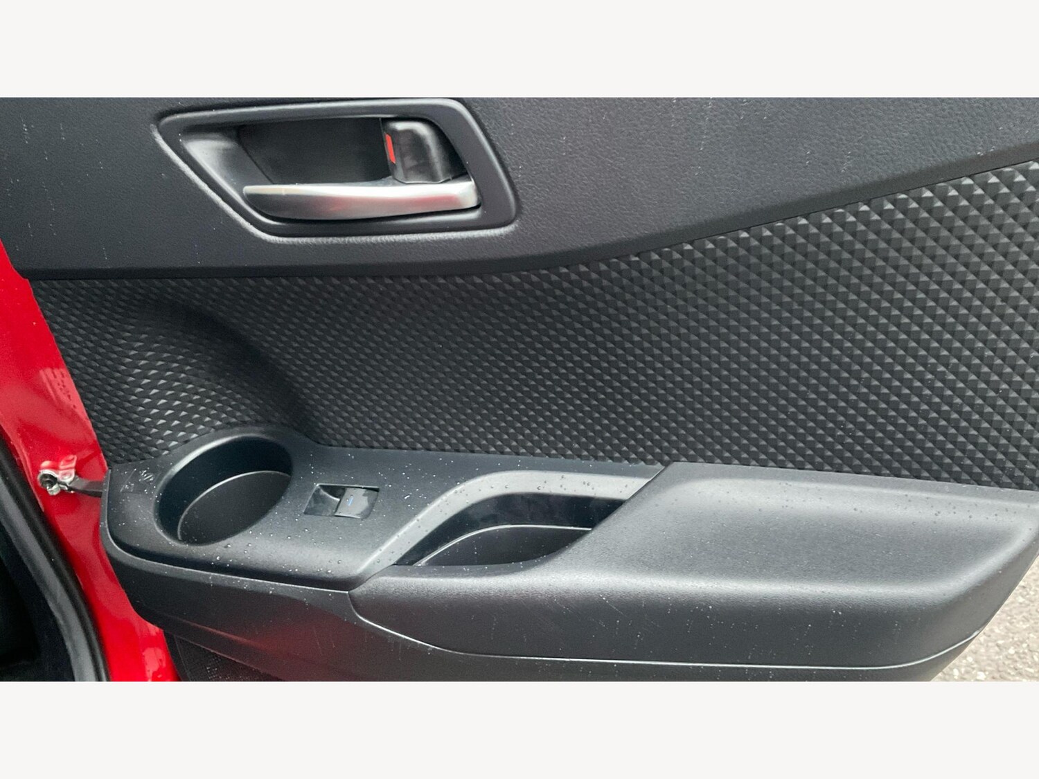 Used Toyota C-HR for sale - 77229341: Photo 27