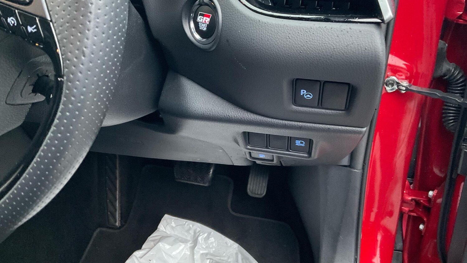 Used Toyota C-HR for sale - 77229341: Photo 35