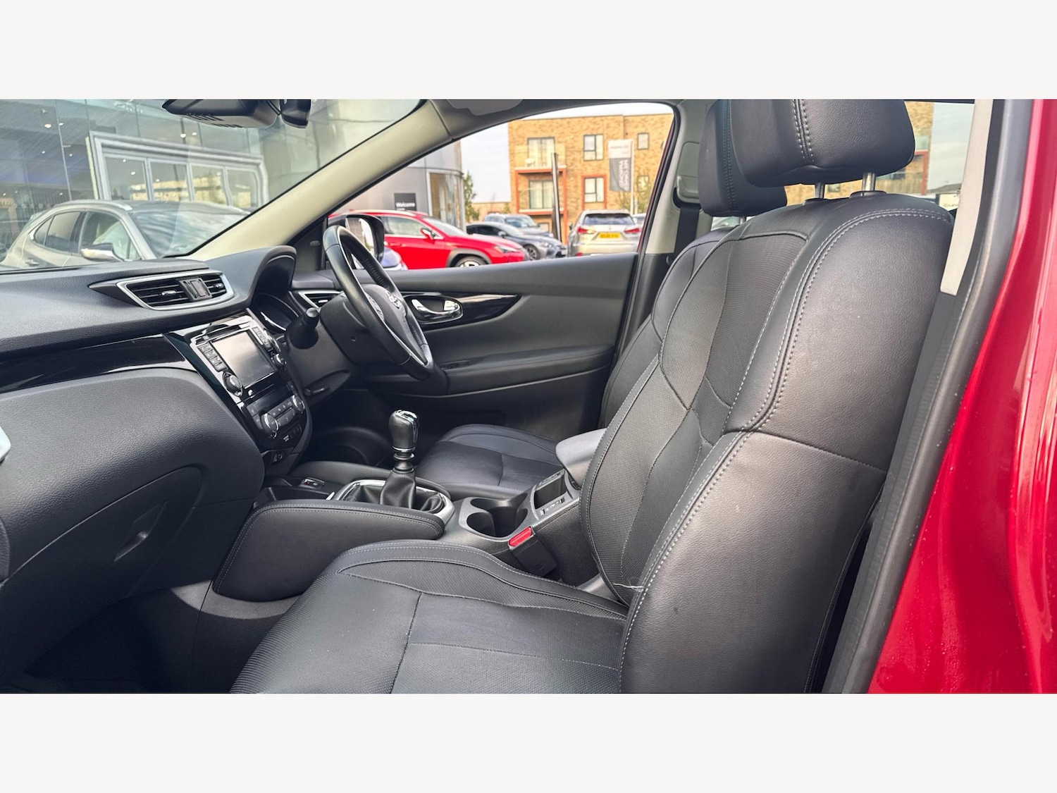 Used Nissan Qashqai 2016 for sale - 76137611: Photo 12