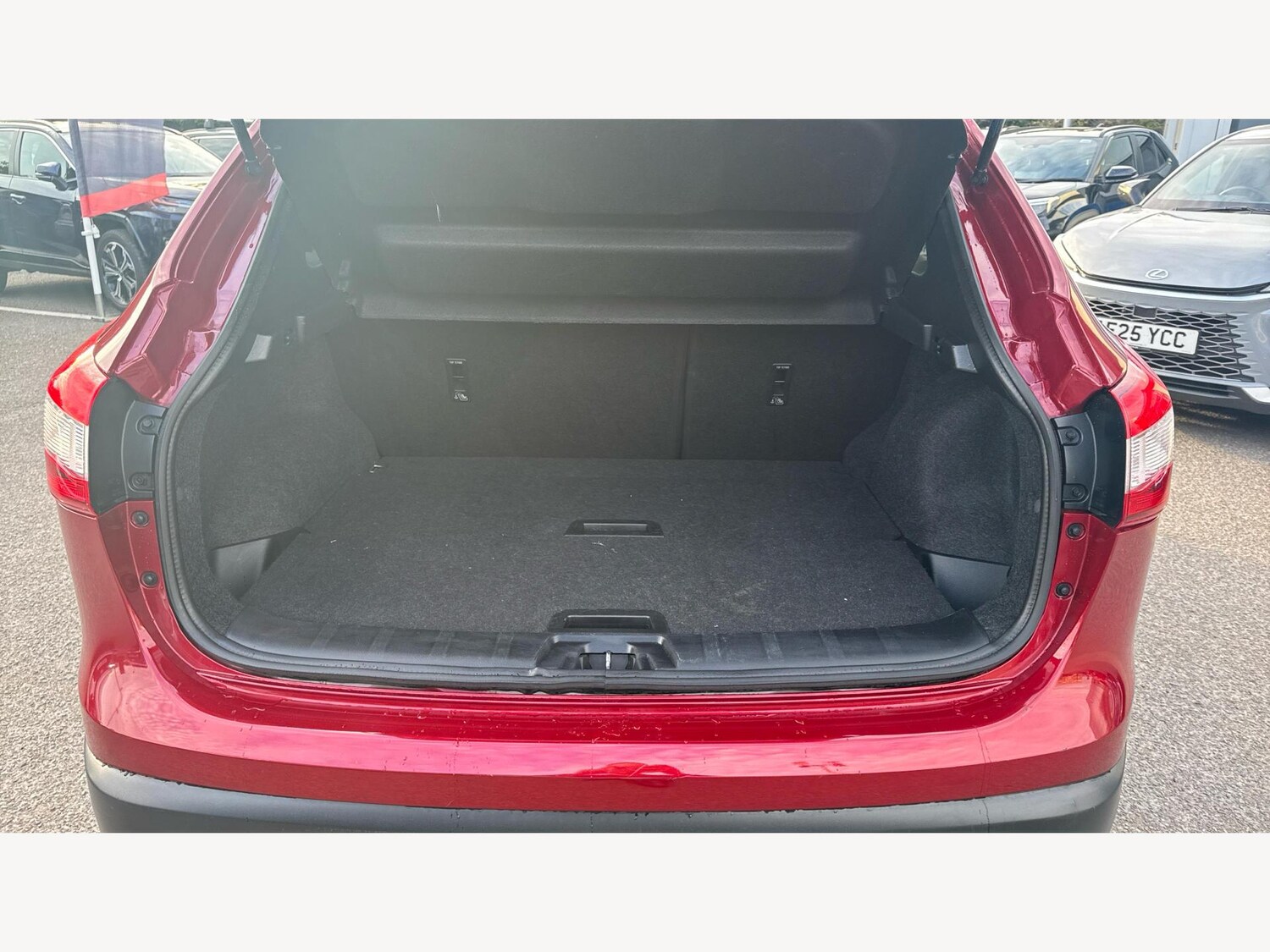 Used Nissan Qashqai 2016 for sale - 76137611: Photo 16