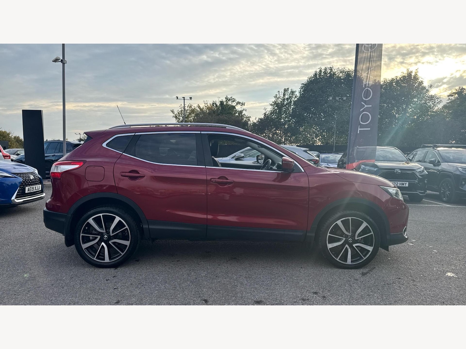 Used Nissan Qashqai 2016 for sale - 76137611: Photo 18