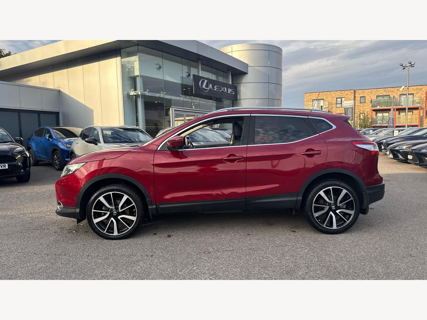 Used Nissan Qashqai 2016 for sale - 76137611: Photo 19