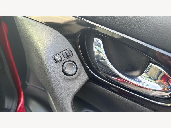 Used Nissan Qashqai 2016 for sale - 76137611: Photo 34