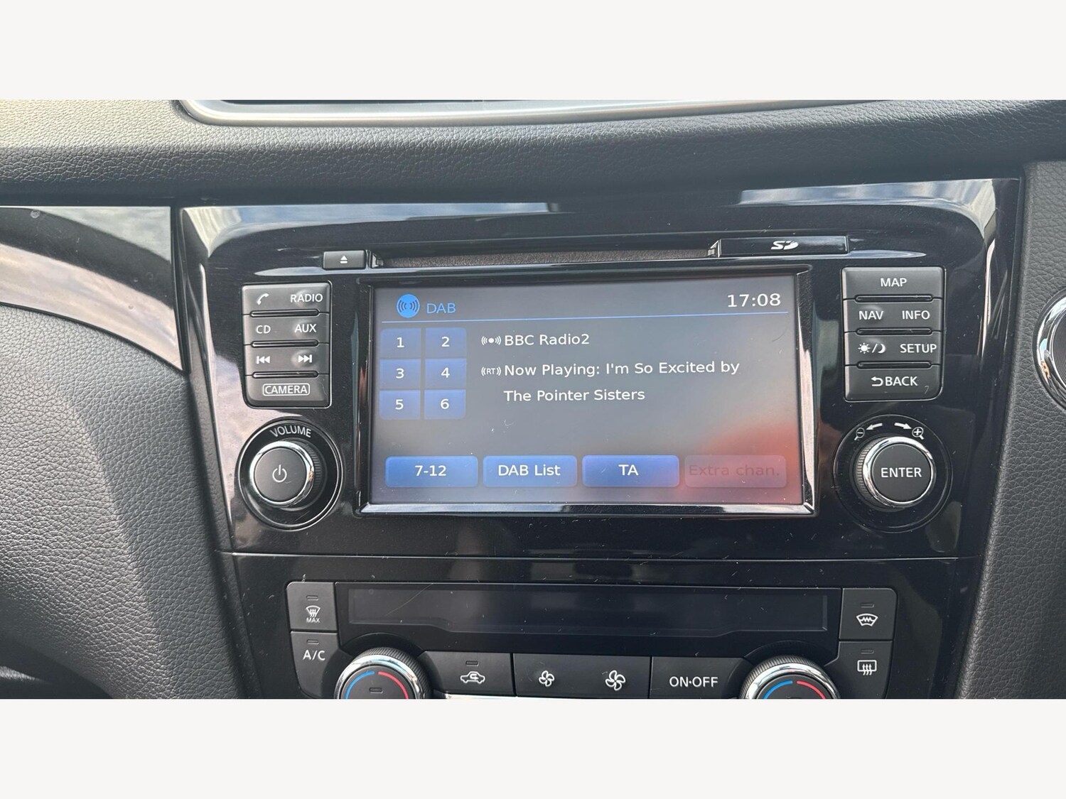 Used Nissan Qashqai 2016 for sale - 76137611: Photo 9