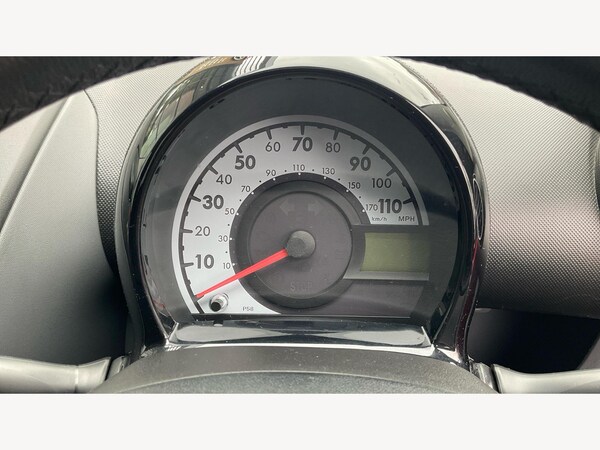 Used Toyota AYGO 2012 for sale - 76200159: Photo 11