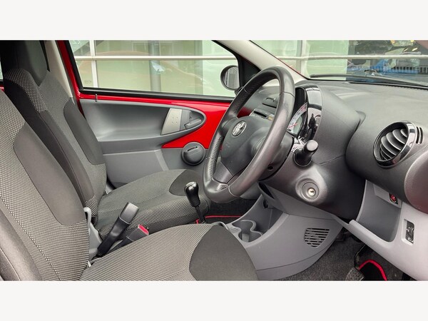 Used Toyota AYGO 2012 for sale - 76200159: Photo 13