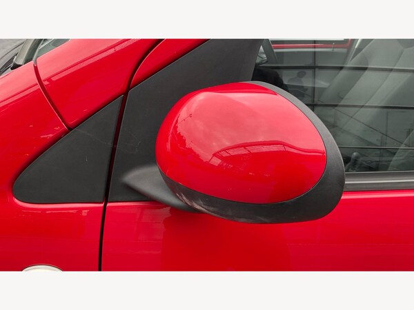 Used Toyota AYGO 2012 for sale - 76200159: Photo 24