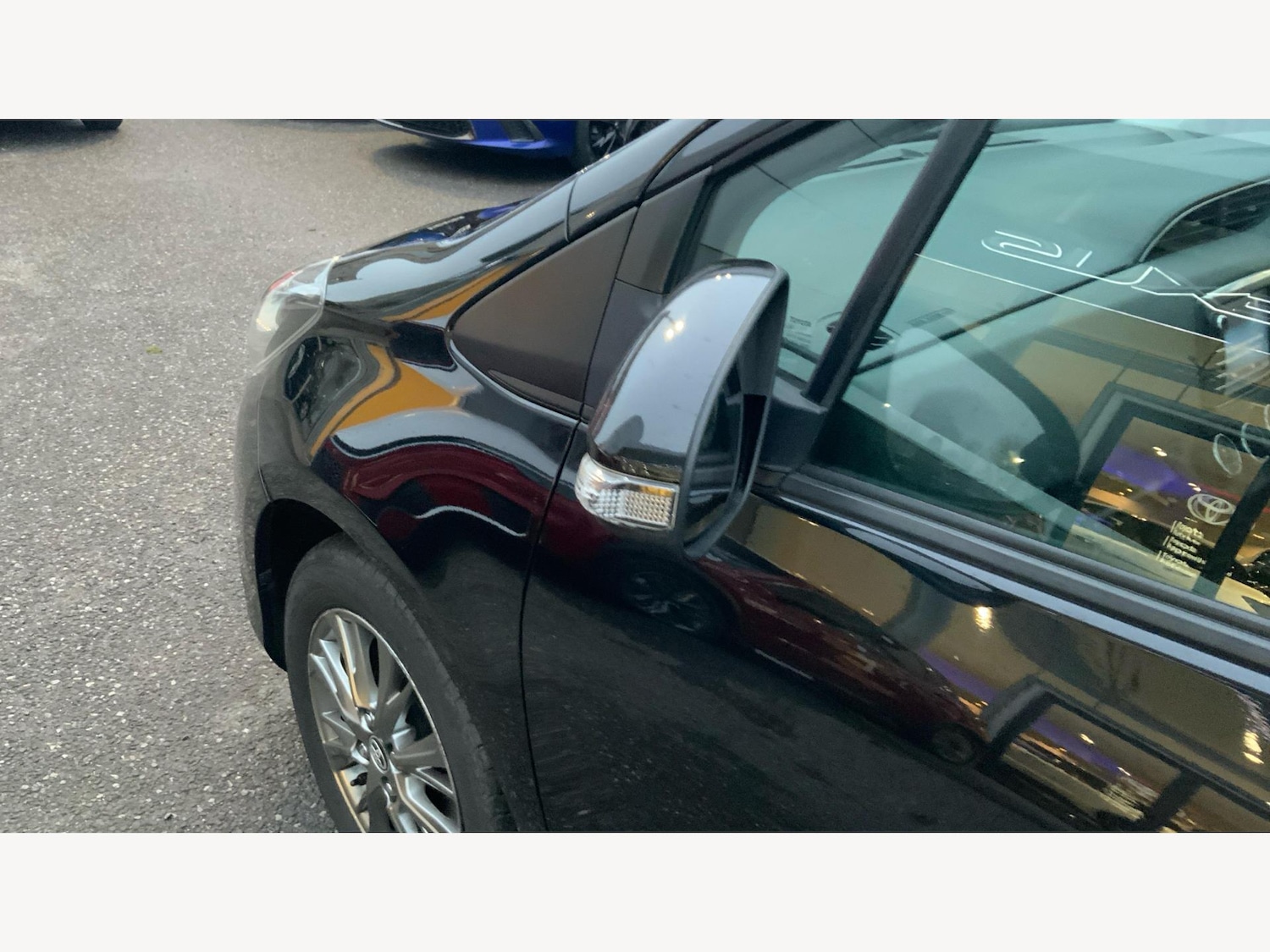 Used Toyota Yaris 2017 for sale - 77156580: Photo 24