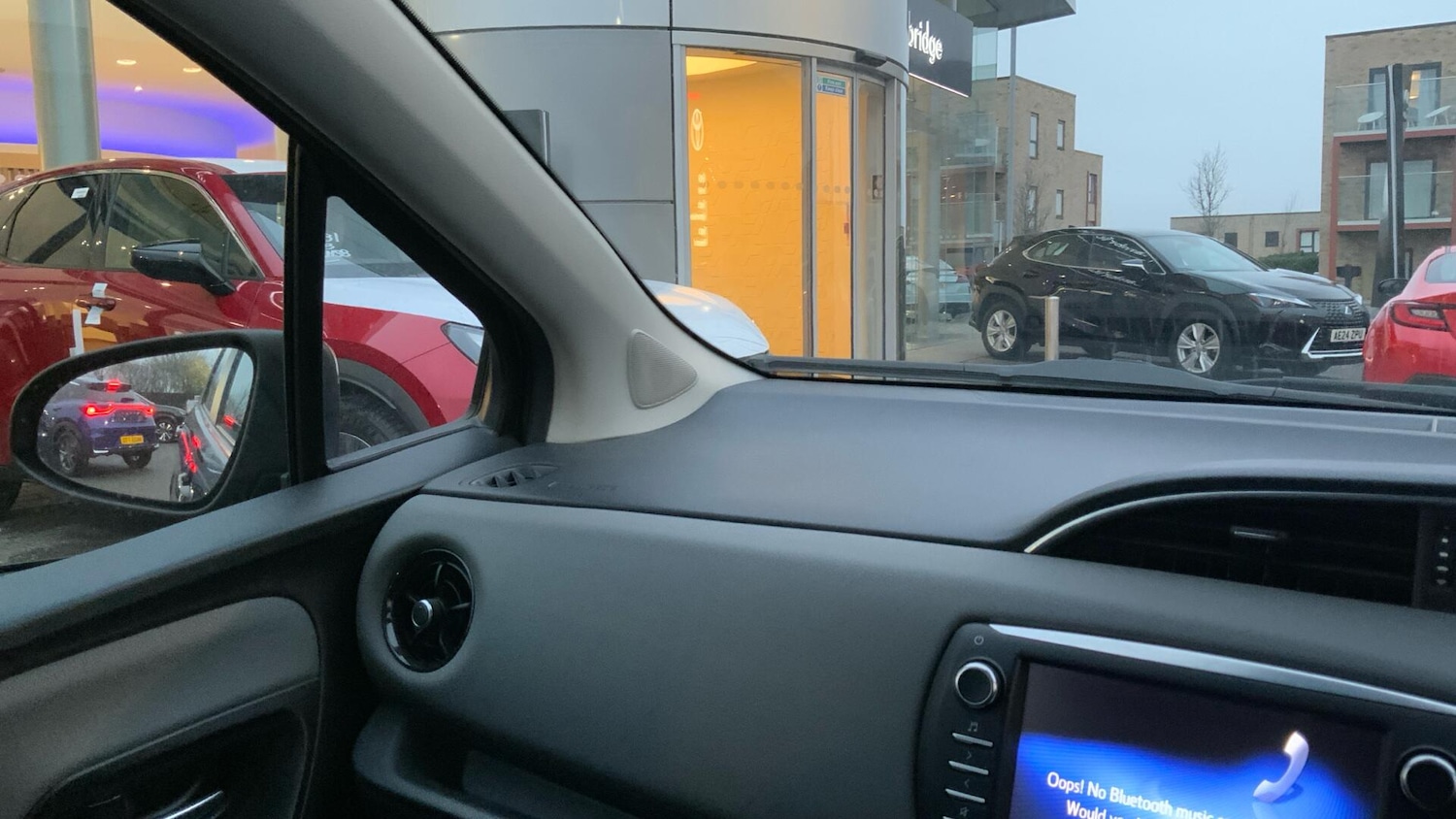 Used Toyota Yaris 2017 for sale - 77156580: Photo 38