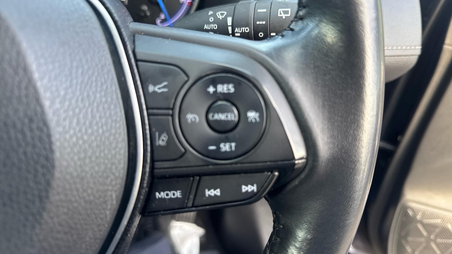 Used Toyota RAV4 2020 for sale - 77143756: Photo 39