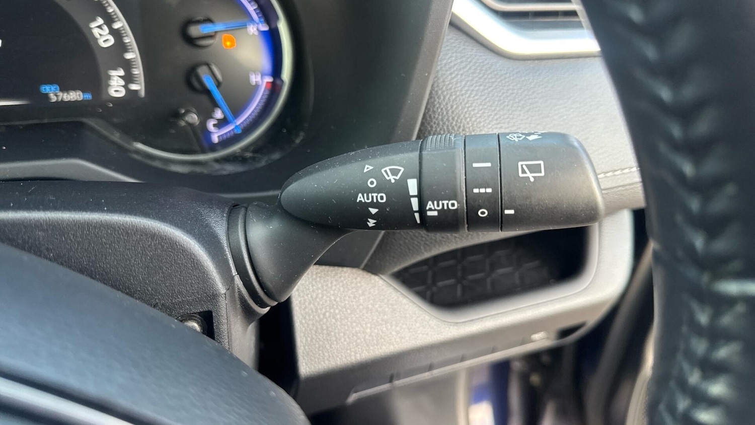 Used Toyota RAV4 2020 for sale - 77143756: Photo 41