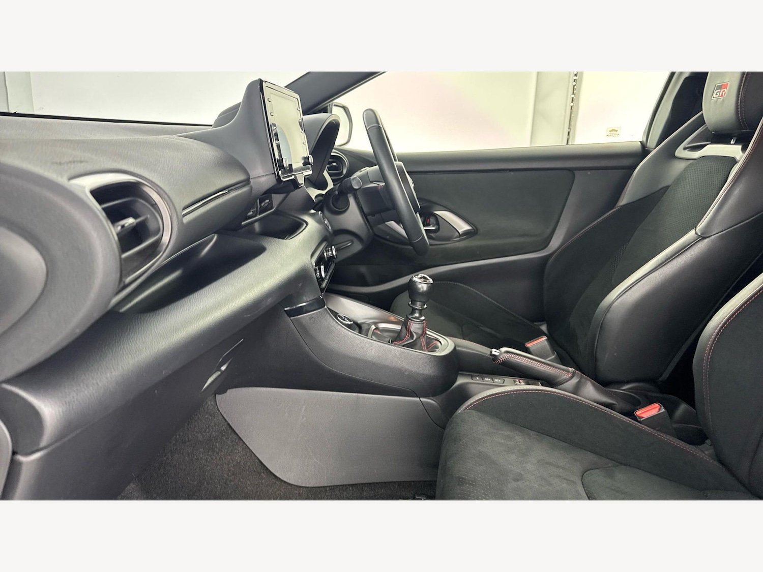 Used Toyota Yaris 2022 for sale - 77737758: Photo 12