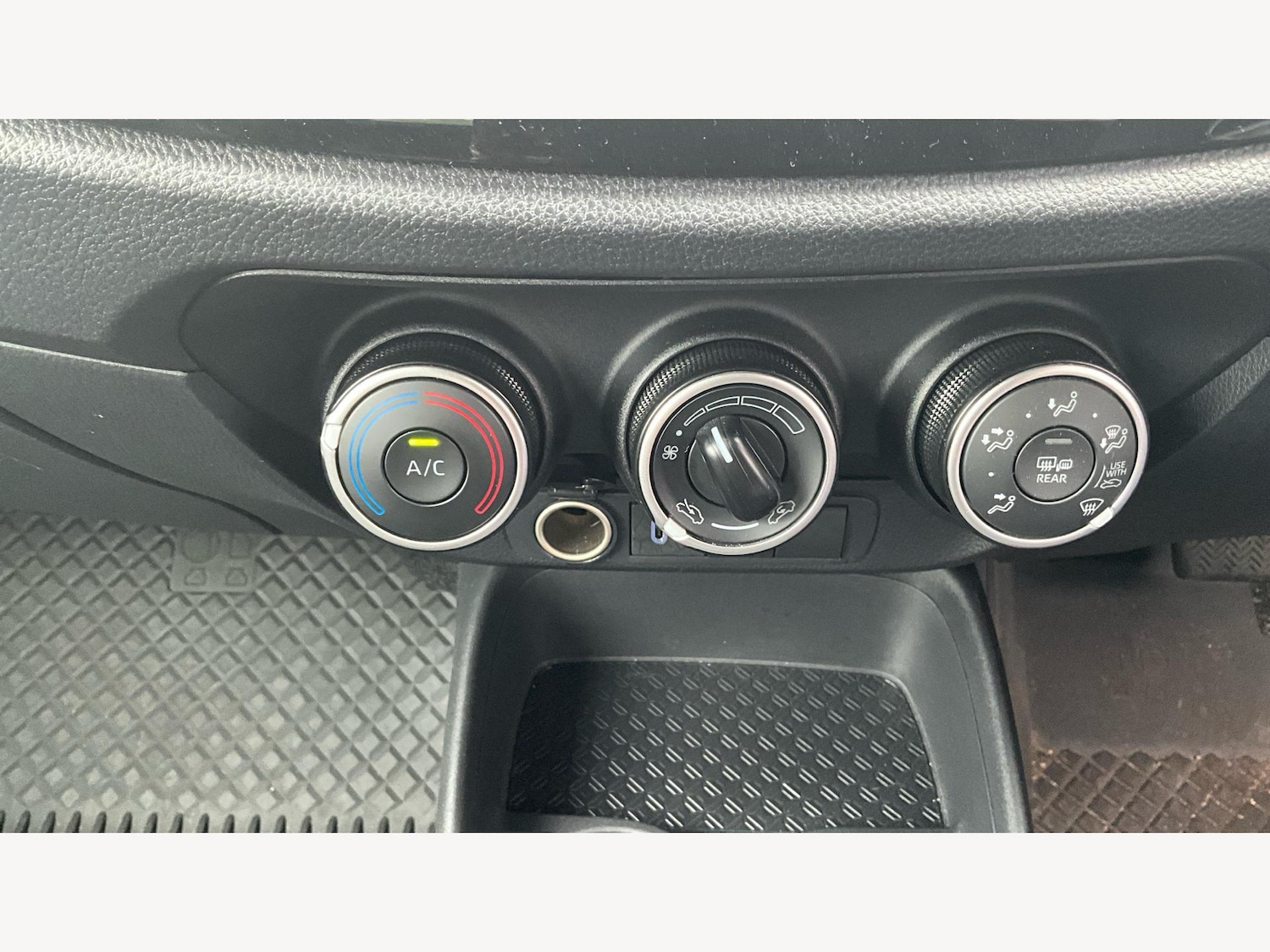 Used Toyota Aygo X 2024 for sale - 77395785: Photo 27