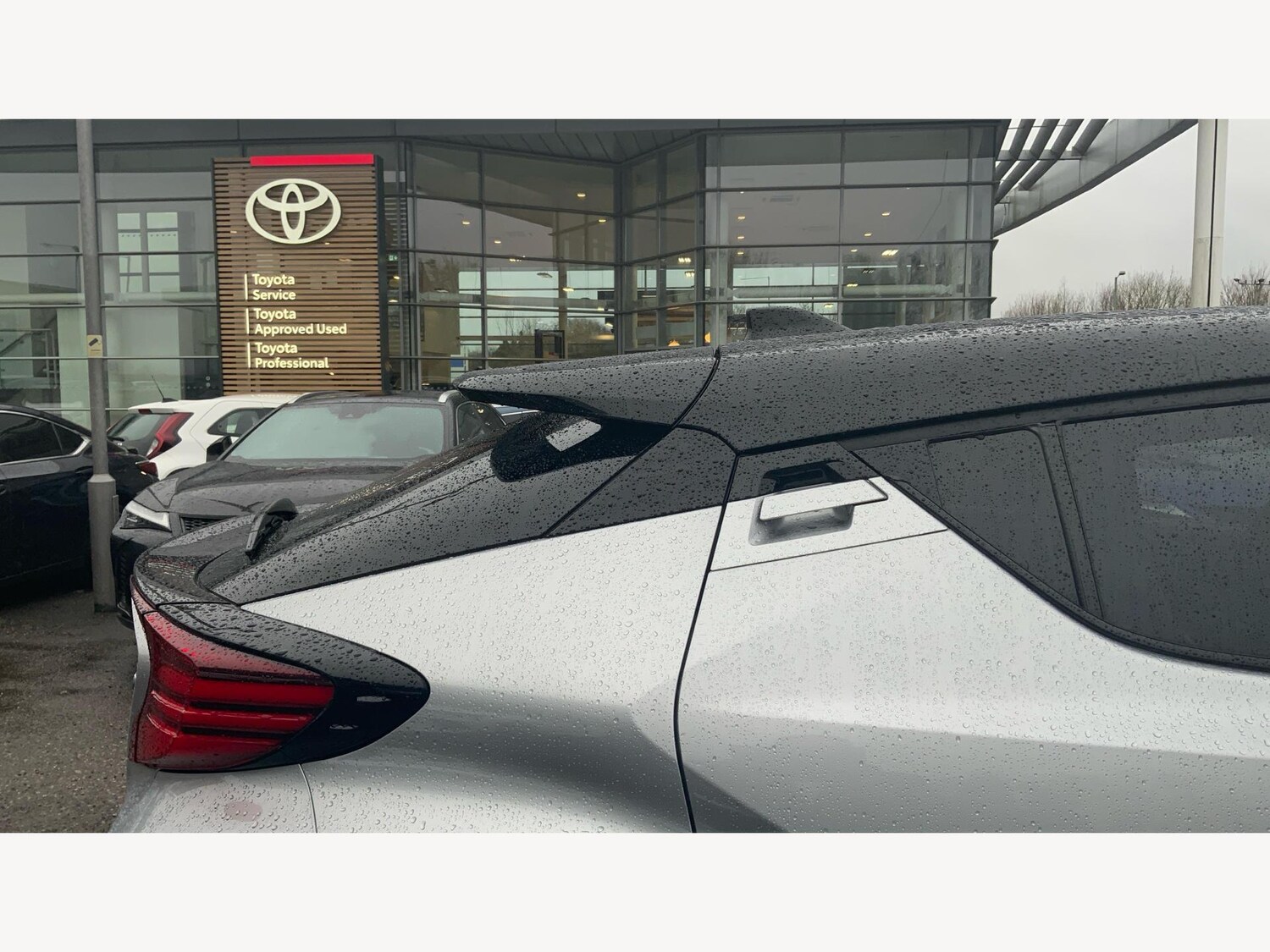 Used Toyota C-HR 2023 for sale - 76975696: Photo 26