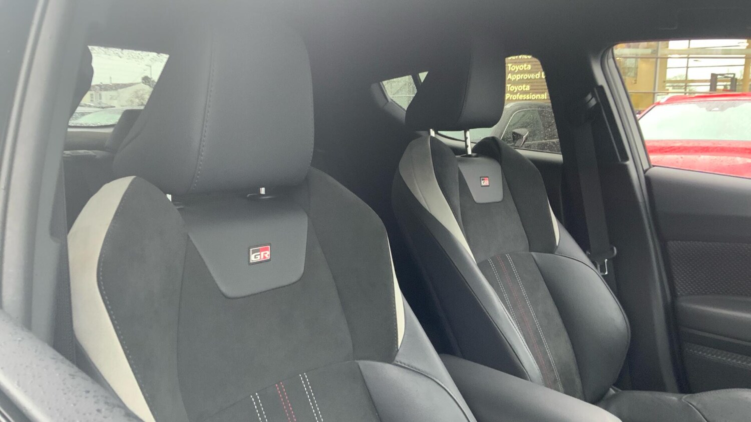 Used Toyota C-HR 2023 for sale - 76975696: Photo 33