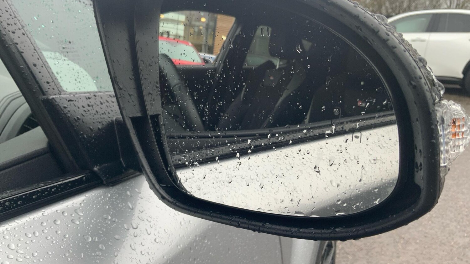 Used Toyota C-HR 2023 for sale - 76975696: Photo 34