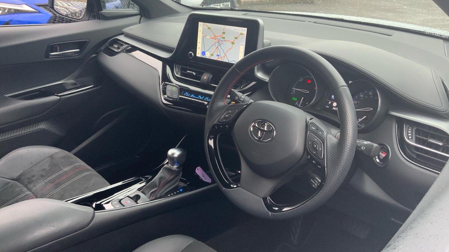 Used Toyota C-HR 2023 for sale - 76975696: Photo 40