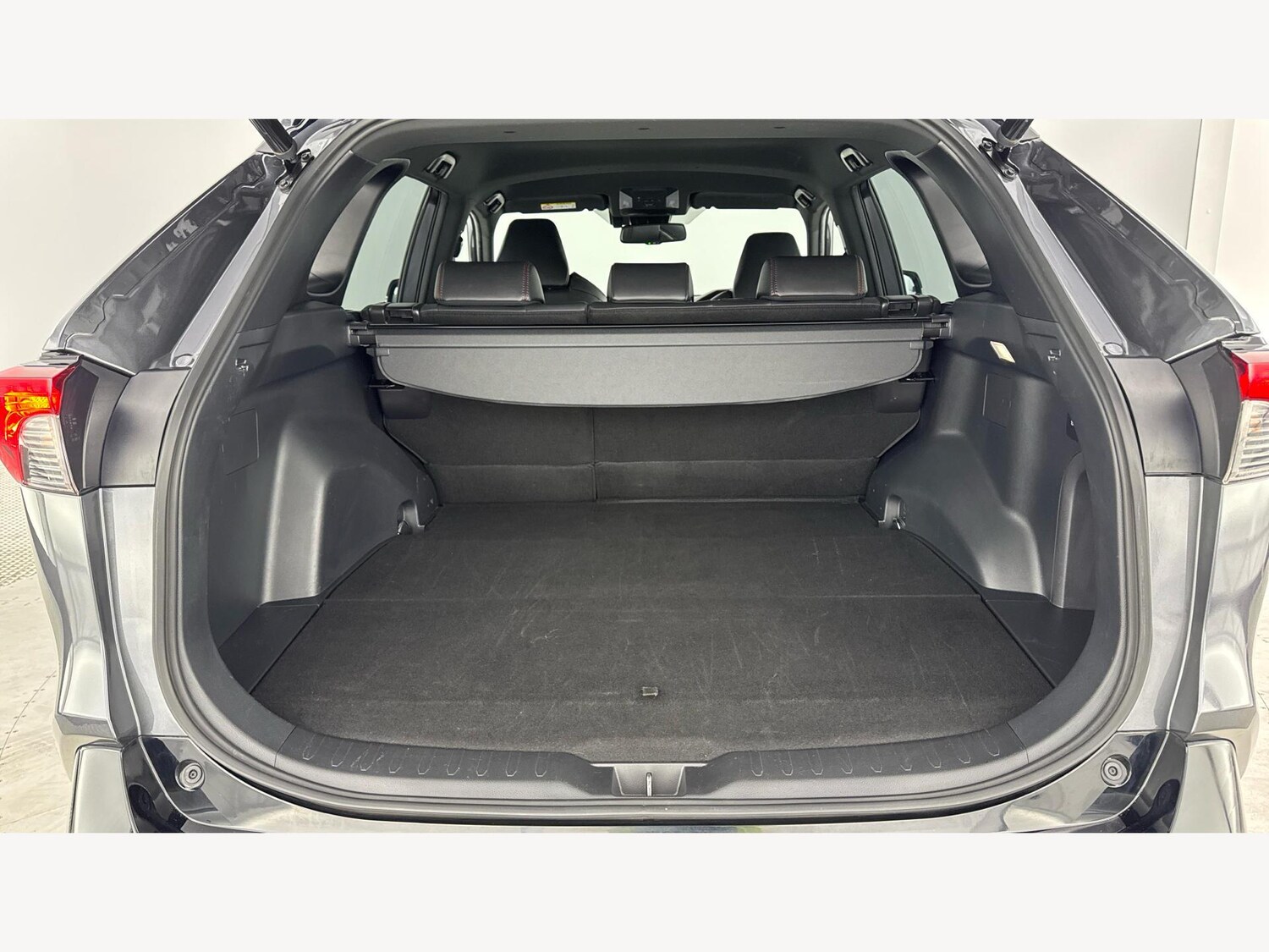 Used Toyota RAV4 2022 for sale - 76976268: Photo 16