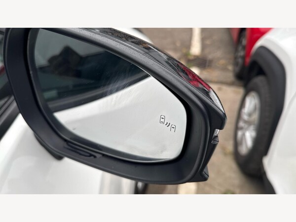 Used Toyota C-HR 2024 for sale - 76259917: Photo 32
