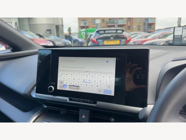 Used Toyota C-HR 2024 for sale - 76259917: Photo 9
