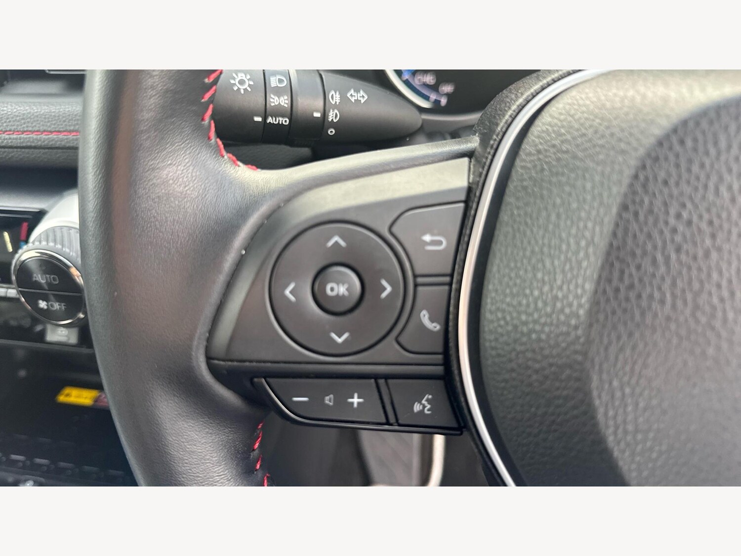 Used Toyota RAV4 2022 for sale - 76801879: Photo 27