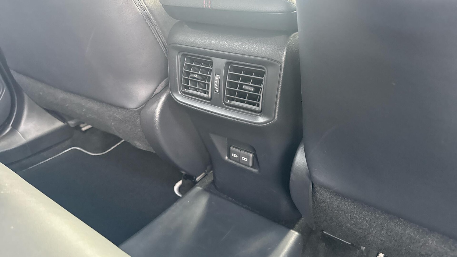 Used Toyota RAV4 2022 for sale - 76801879: Photo 37