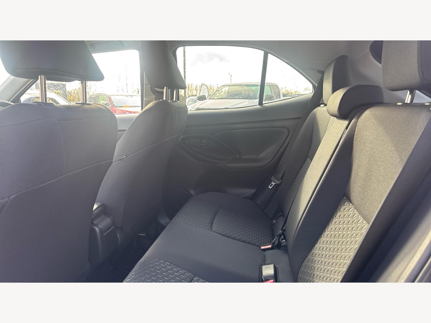 Used Toyota Yaris Cross 2024 for sale - 77143053: Photo 16