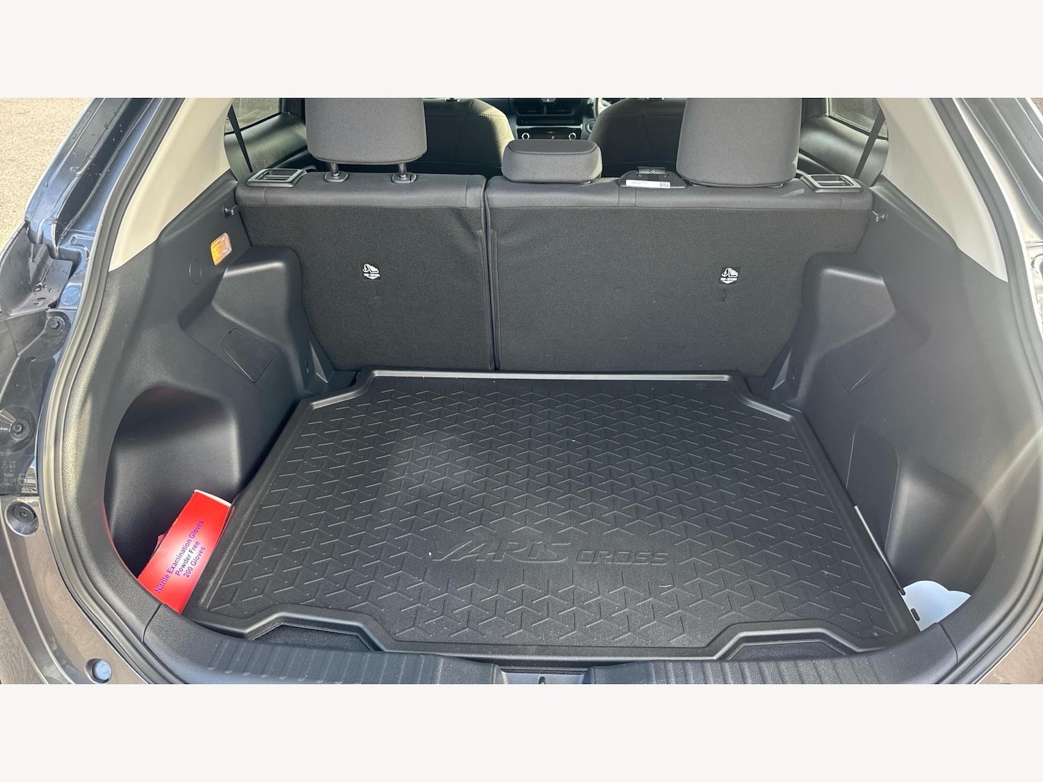 Used Toyota Yaris Cross 2024 for sale - 77143053: Photo 17