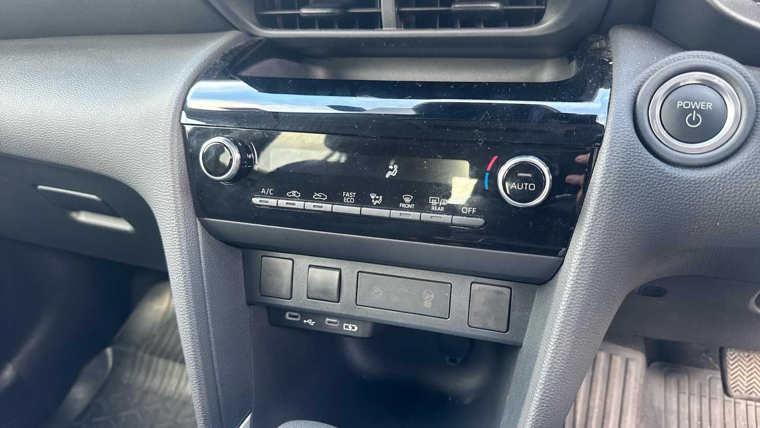 Used Toyota Yaris Cross 2024 for sale - 77143053: Photo 33