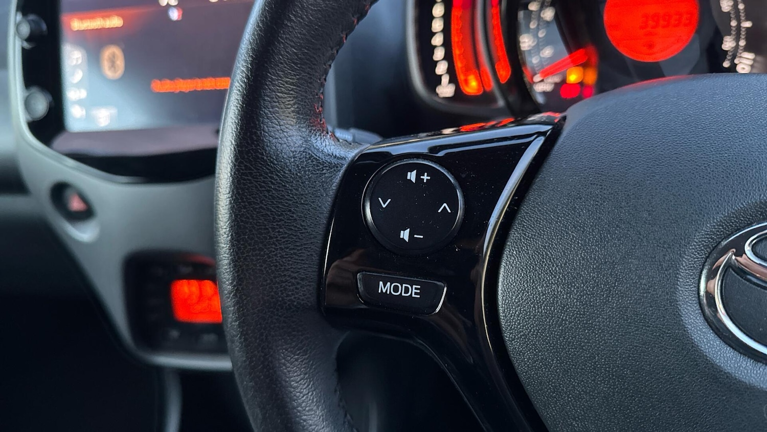 Used Toyota AYGO 2020 for sale - 77468645: Photo 33