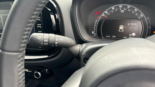 Used Toyota Aygo X 2022 for sale - 76326737: Photo 37