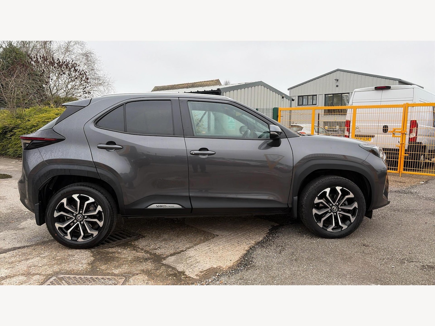 Used Toyota Yaris Cross 2022 for sale - 77456539: Photo 18