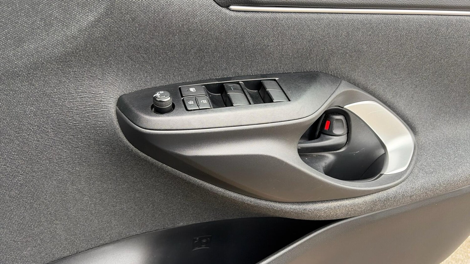 Used Toyota Yaris Cross 2022 for sale - 77456539: Photo 36