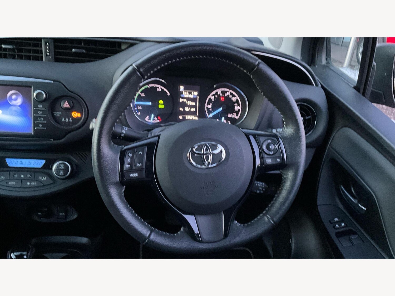 Used Toyota Yaris 2018 for sale - 77109491: Photo 10