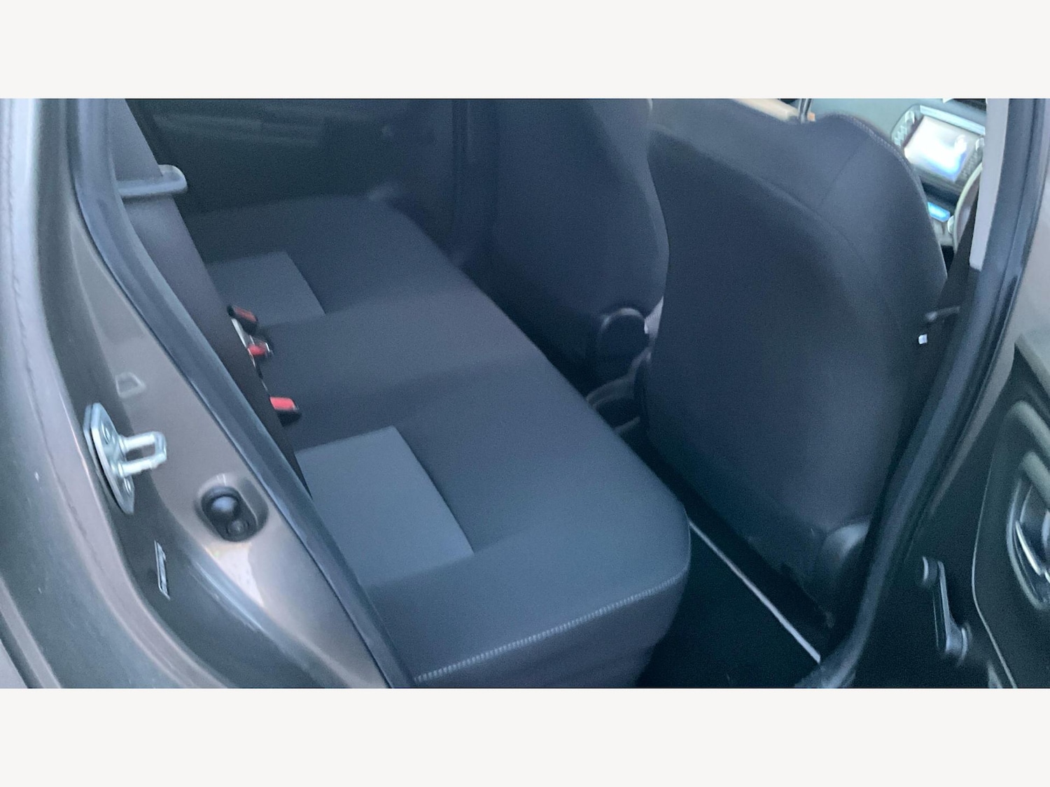 Used Toyota Yaris 2018 for sale - 77109491: Photo 14