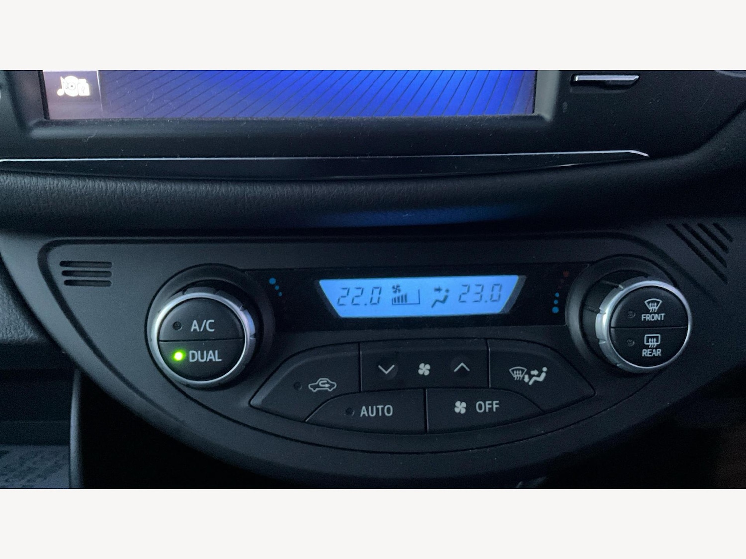 Used Toyota Yaris 2018 for sale - 77109491: Photo 23