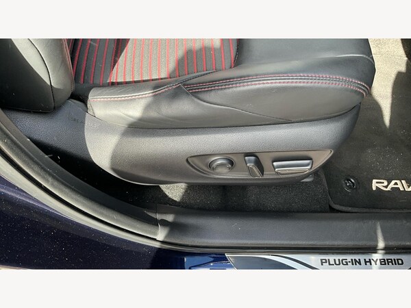 Used Toyota RAV4 2023 for sale - 76188589: Photo 38