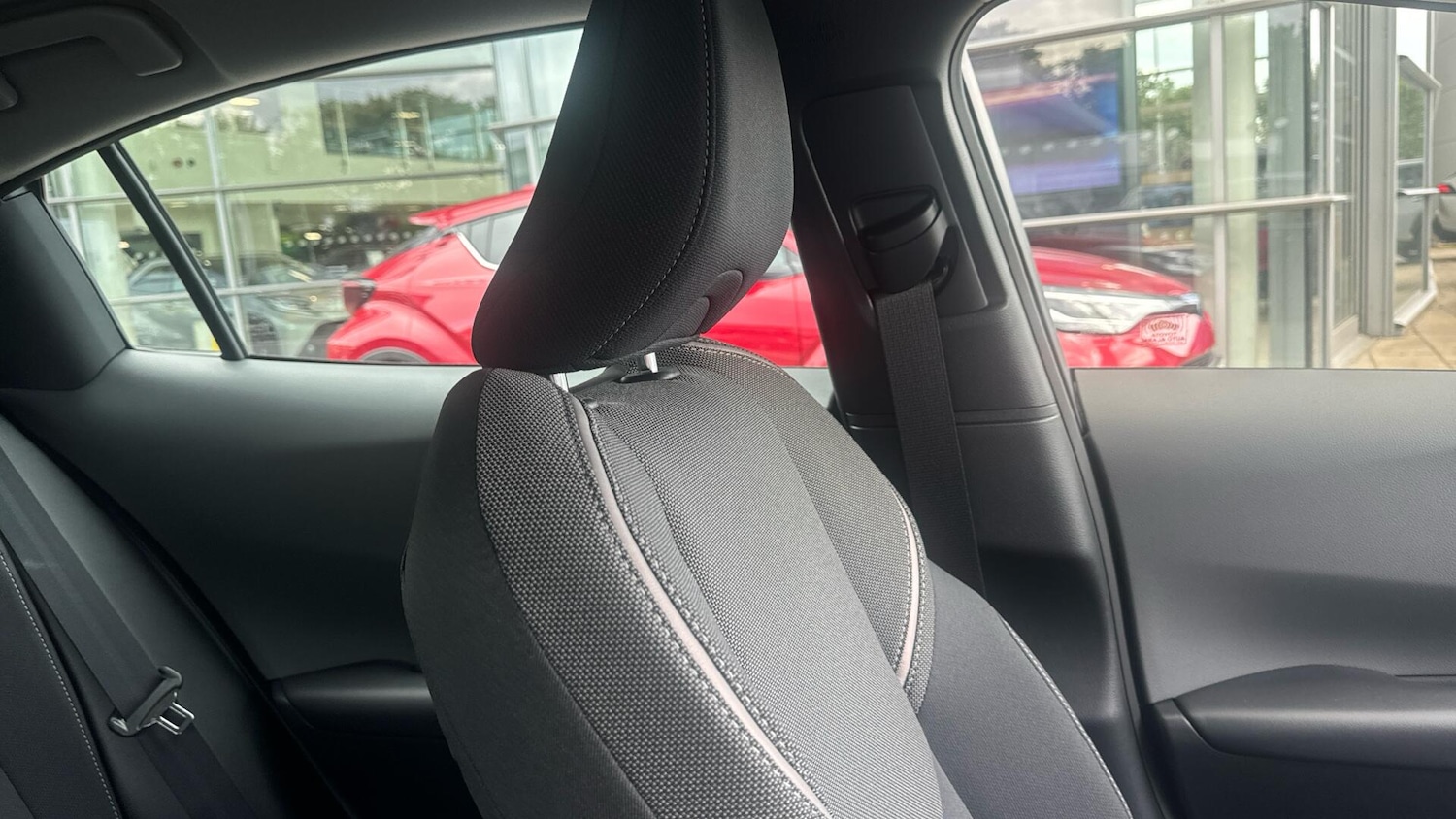 Used Toyota Prius 2025 for sale - 76866572: Photo 41