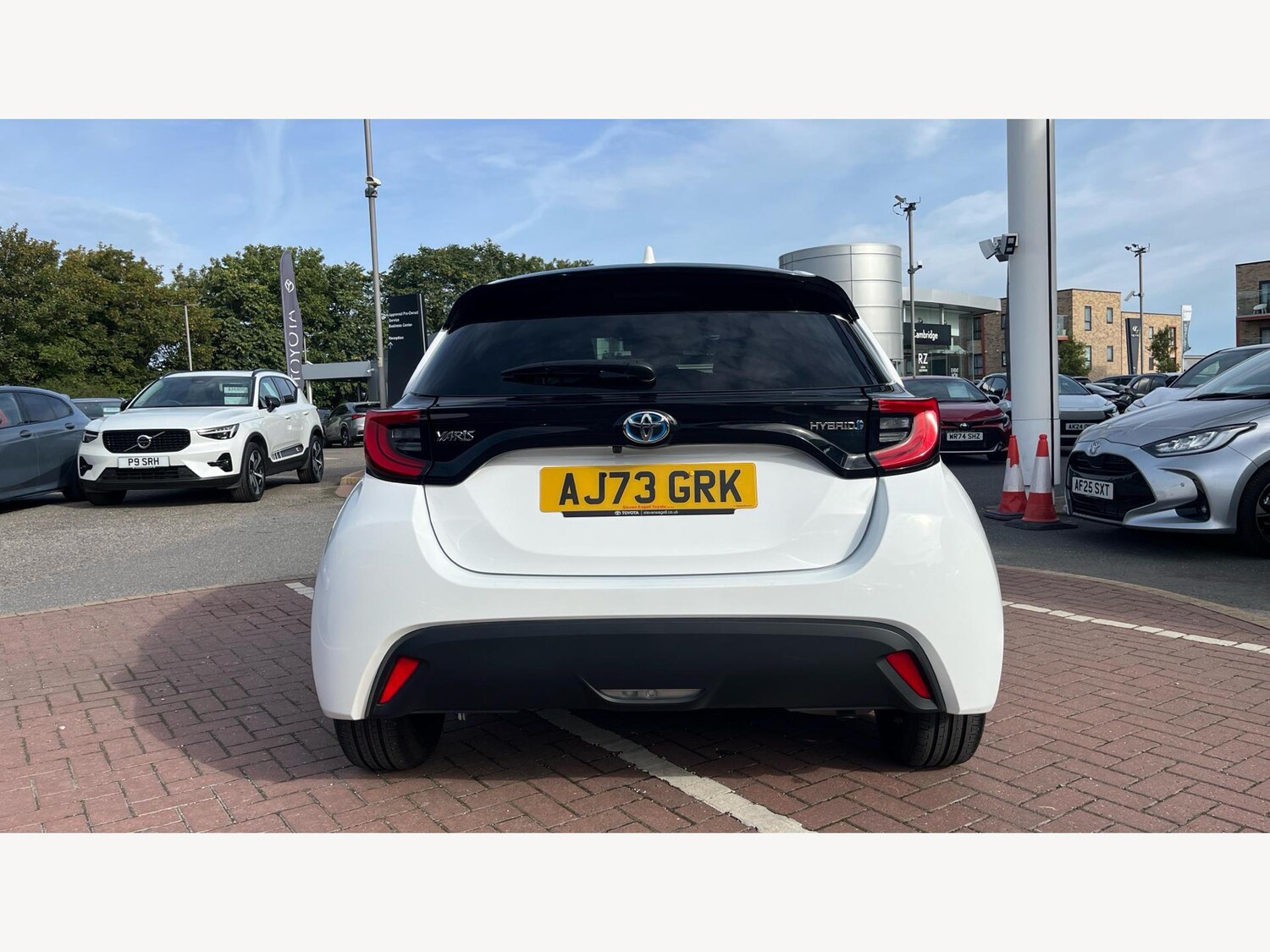 Used Toyota Yaris 2024 for sale - 77073898: Photo 21