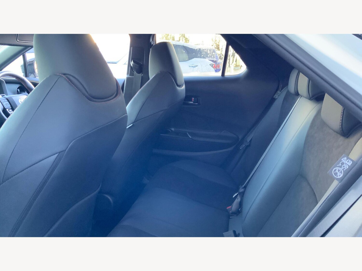 Used Toyota C-HR 2025 for sale - 76976768: Photo 15