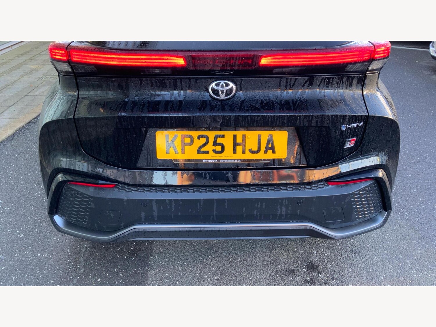 Used Toyota C-HR 2025 for sale - 76976768: Photo 32