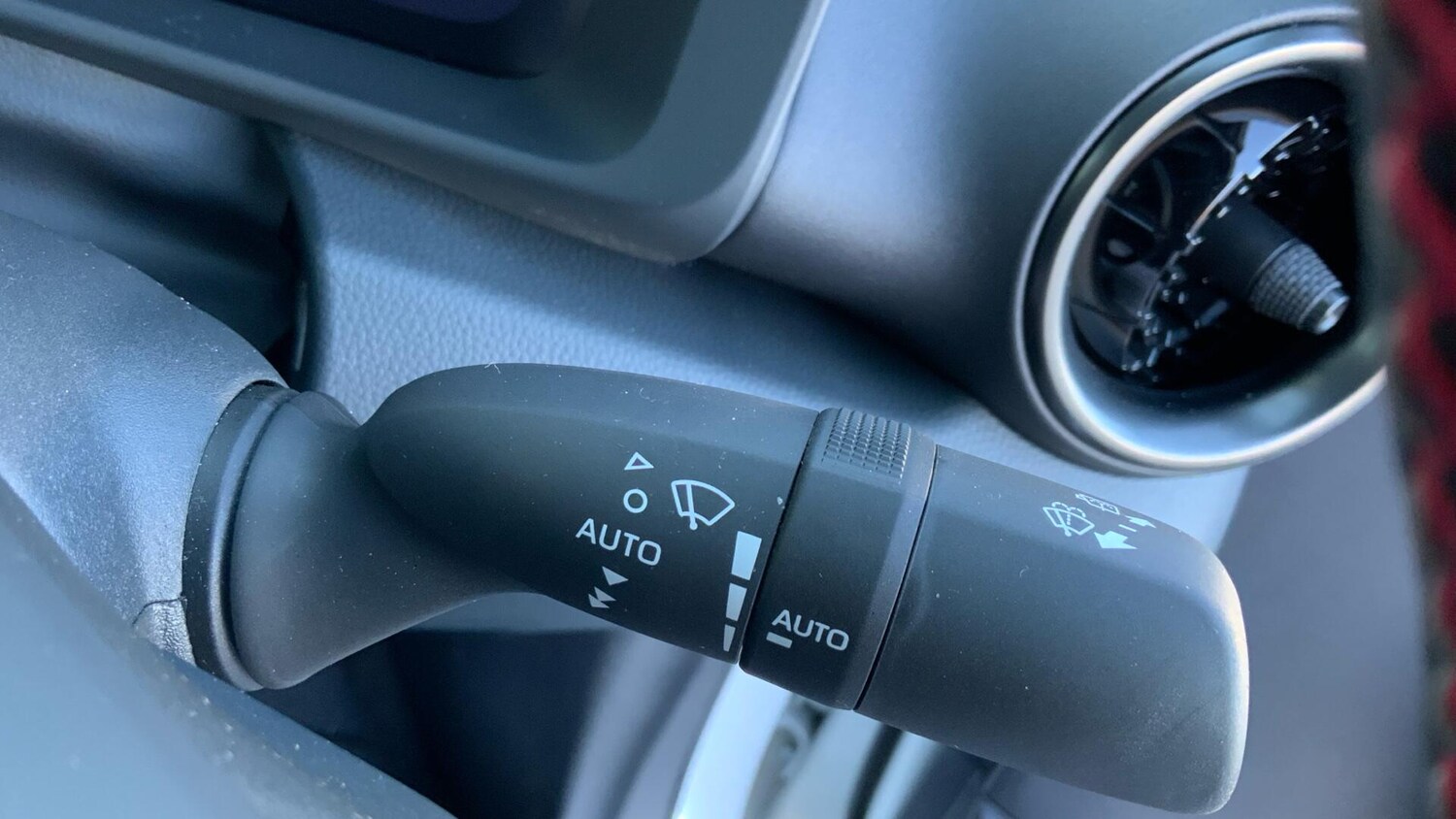 Used Toyota C-HR 2025 for sale - 76976768: Photo 39