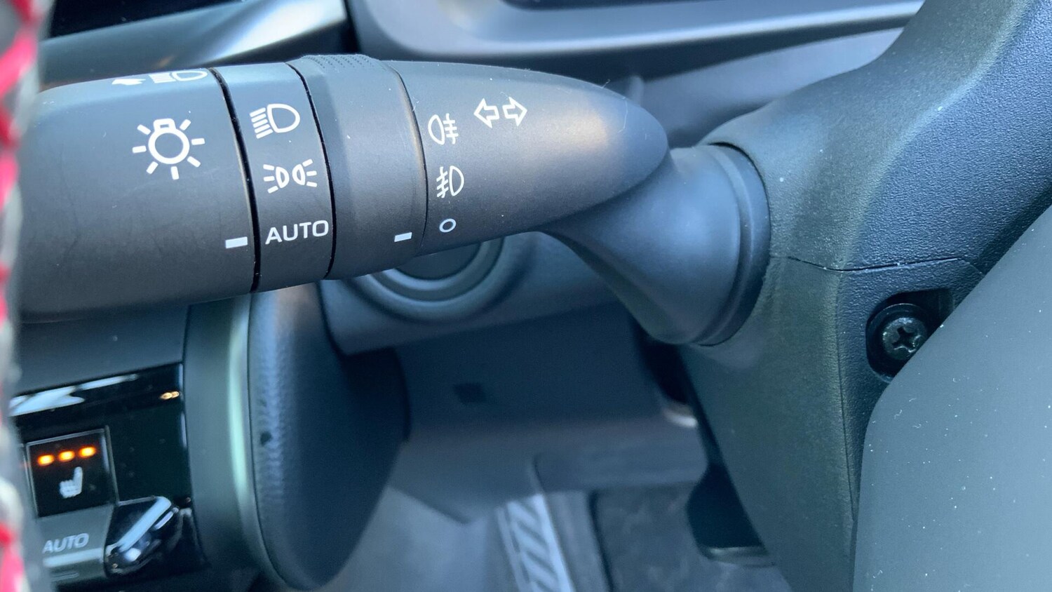 Used Toyota C-HR 2025 for sale - 76976768: Photo 40