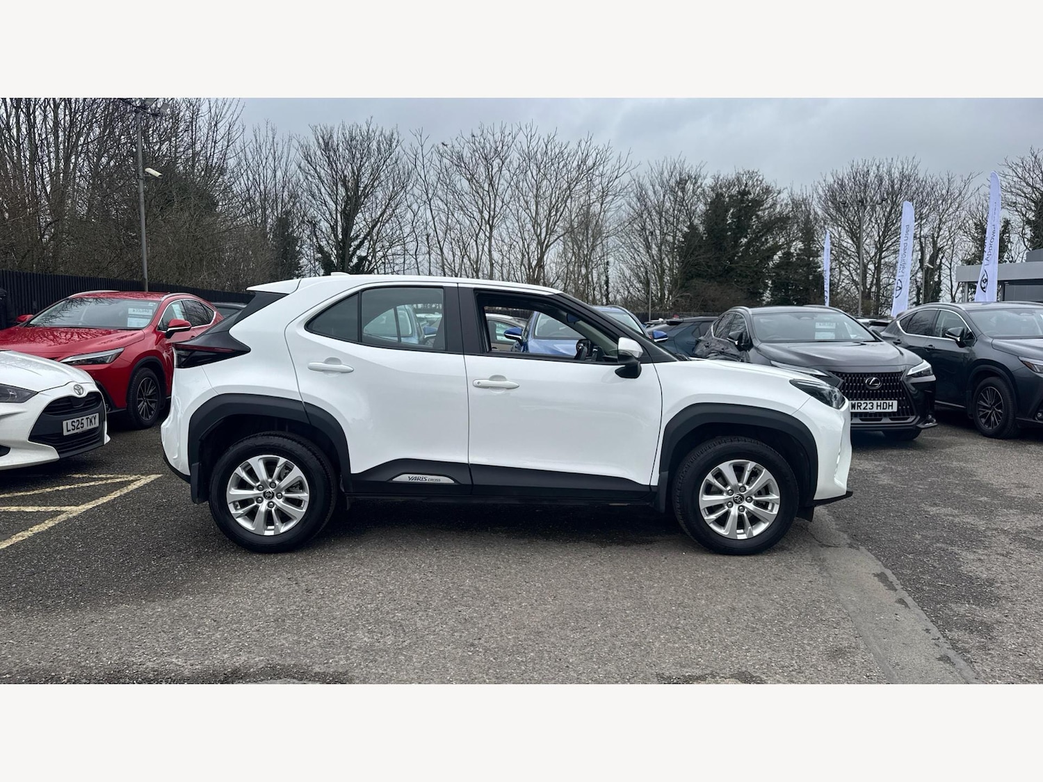 Used Toyota Yaris Cross 2023 for sale - 77559179: Photo 18