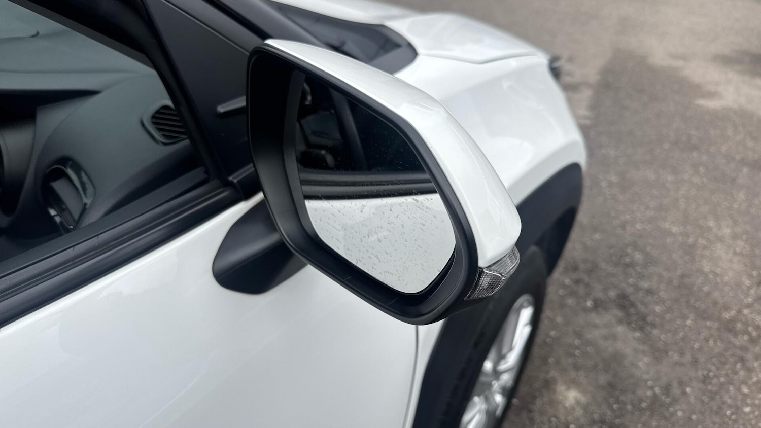 Used Toyota Yaris Cross 2023 for sale - 77559179: Photo 36